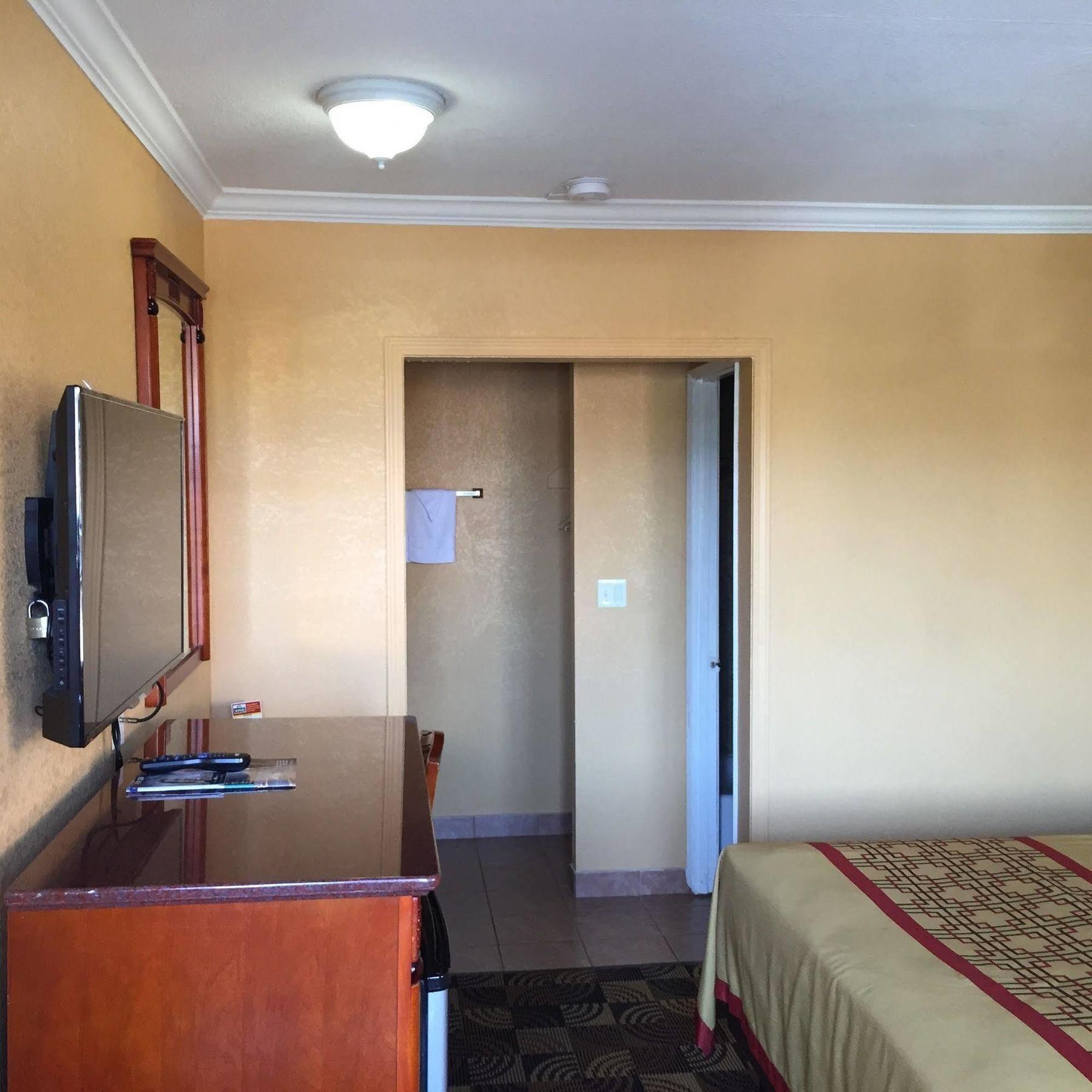 National City Motel Exterior photo